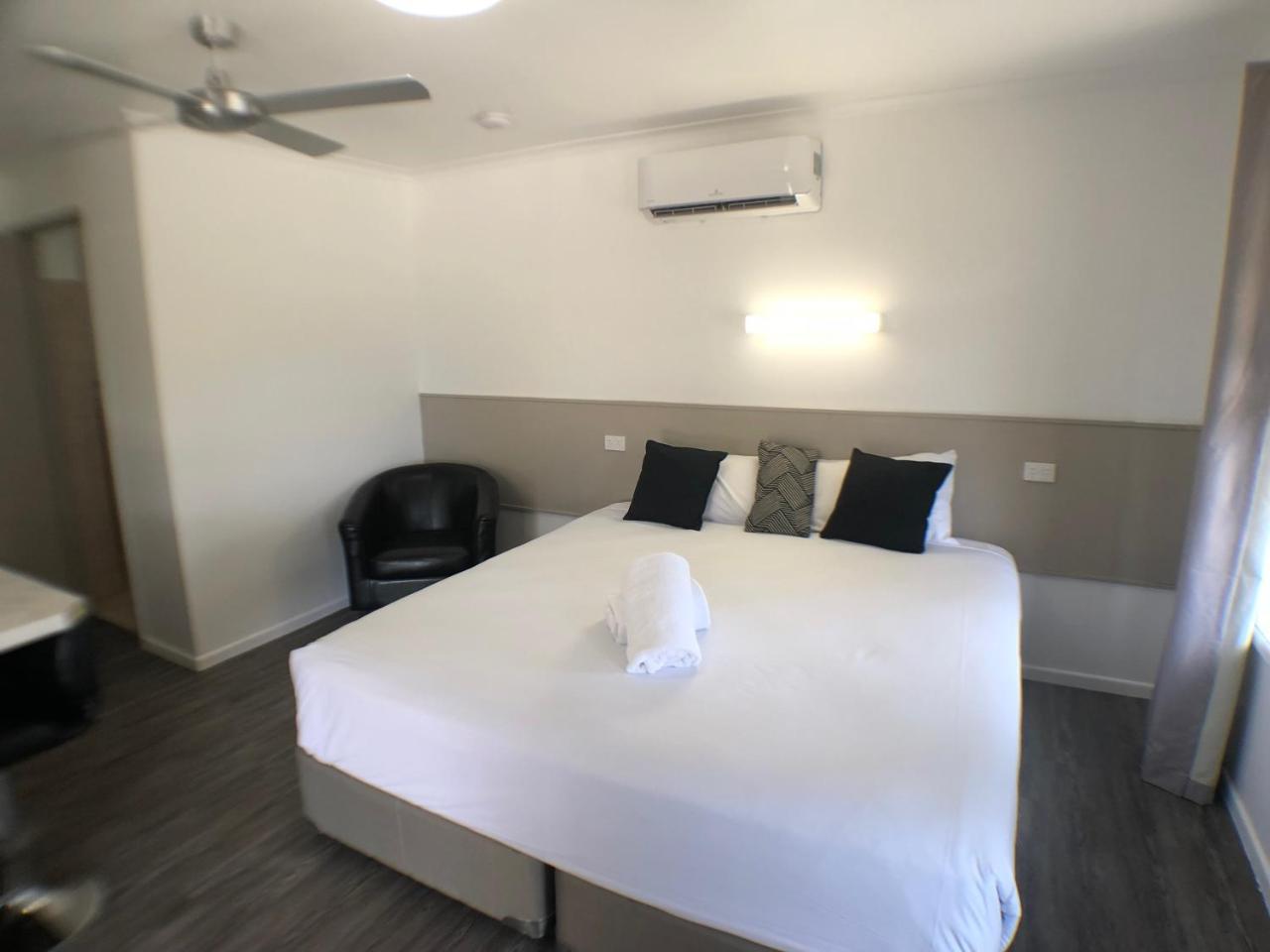 Jacaranda Place Motor Inn Toowoomba Buitenkant foto